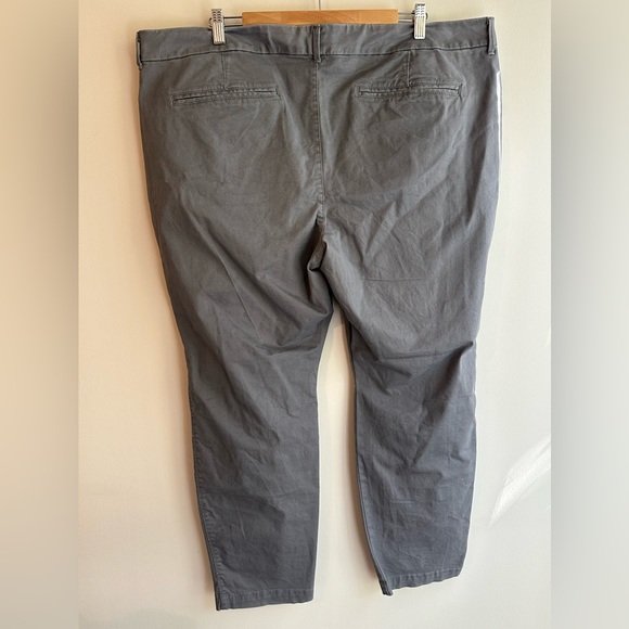 Old Navy - Low Rise Skinny Chinos - Size 20 SHORT - Picture 2 of 3